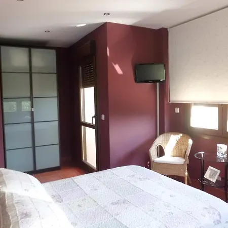 Hotel Adarme 3*